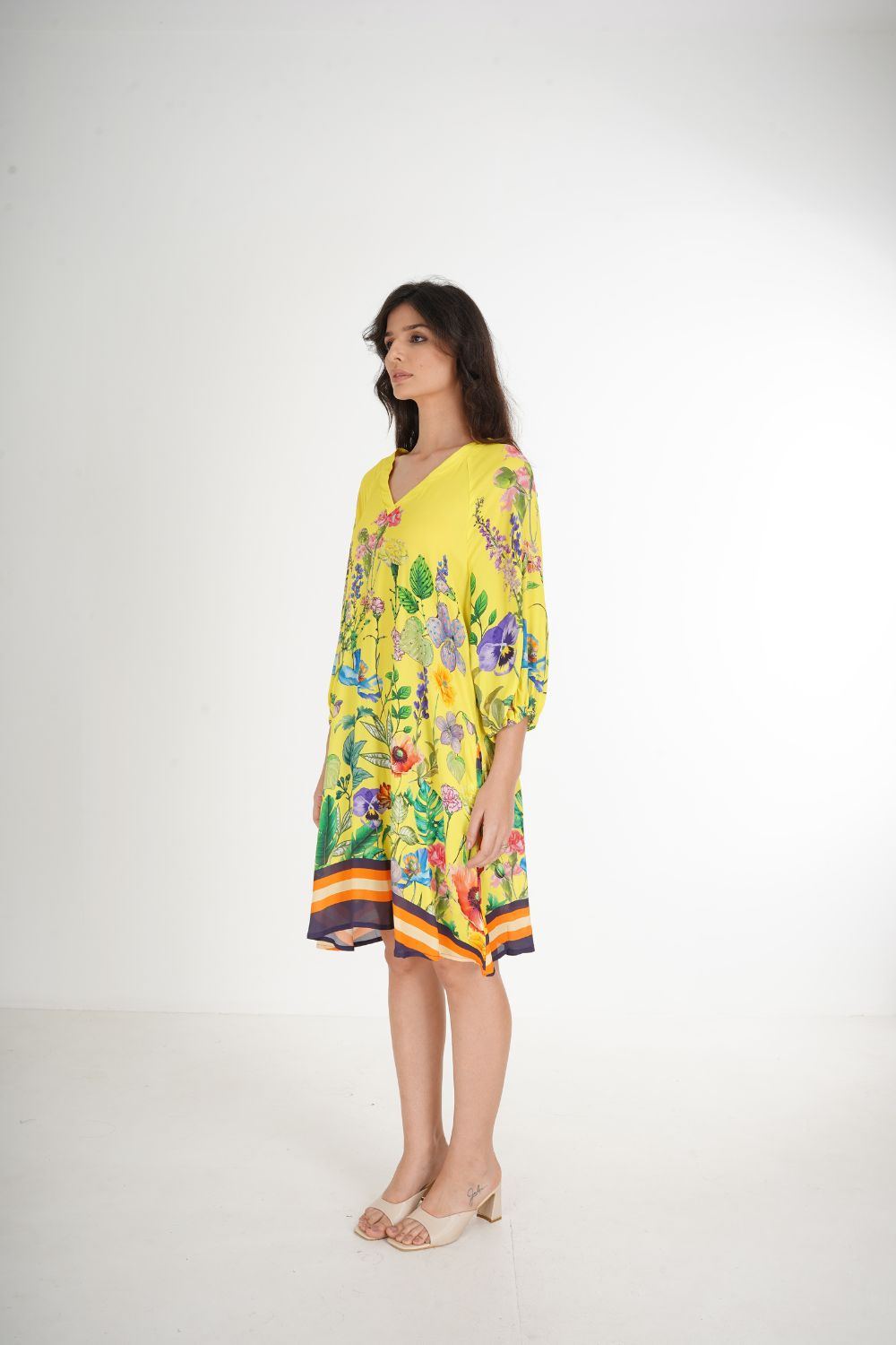 CALICO - SLIT SLEEVE DRESS - TheSwankStore