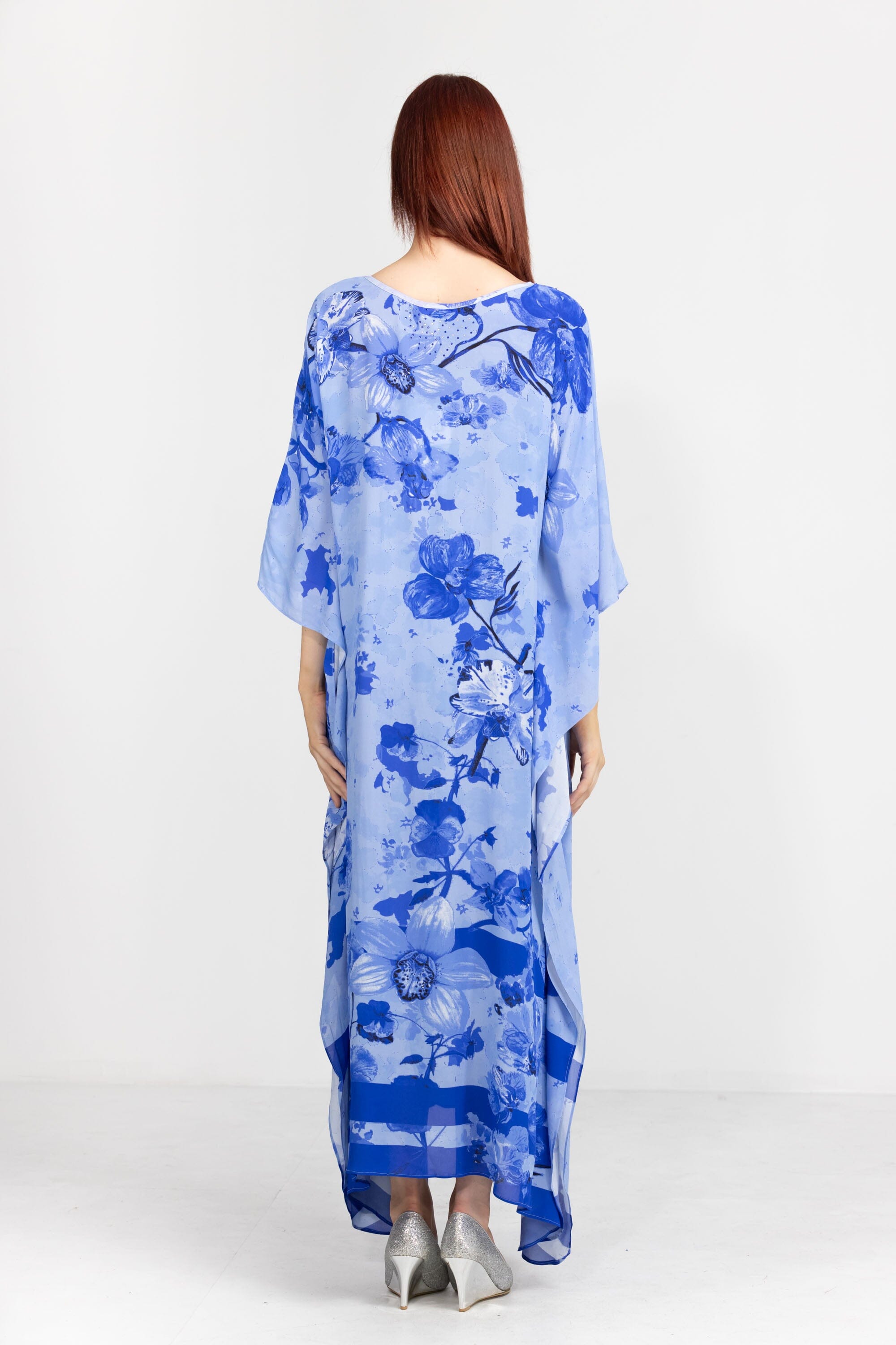 FINLANDIA - LONG KAFTAN - TheSwankStore