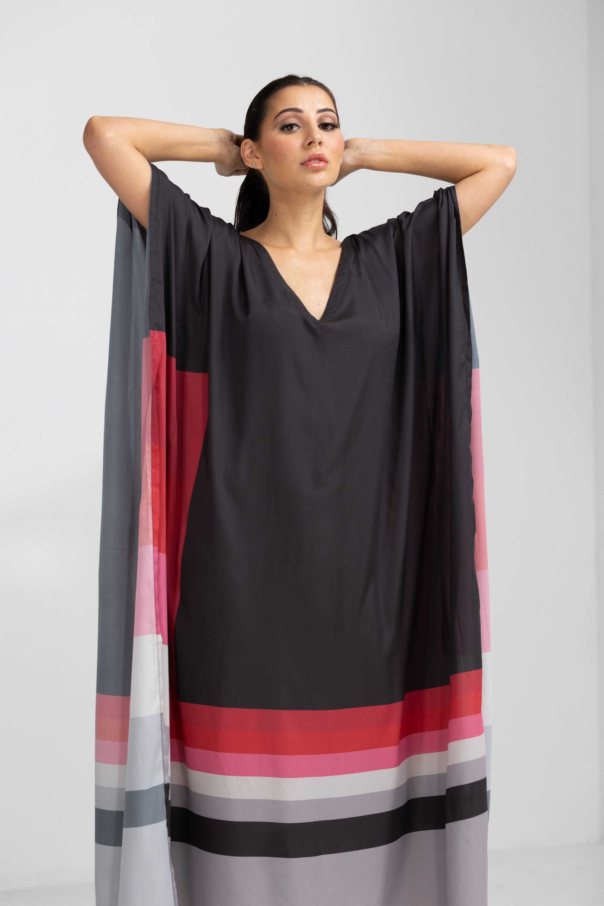 GEOMETRIC LINE - ROUGE LONG KAFTAN - TheSwankStore