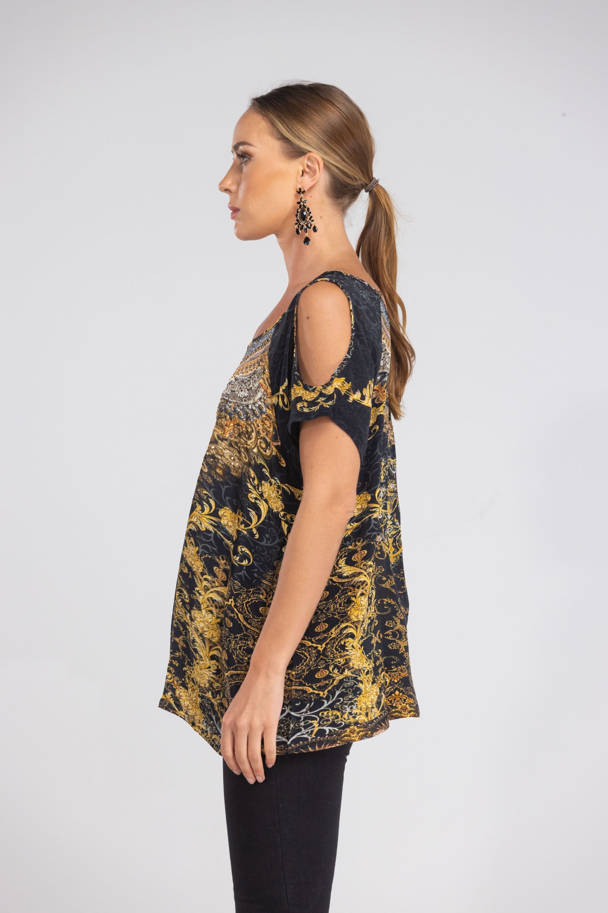 VALLETTA - COLD SHOULDER TOP - TheSwankStore