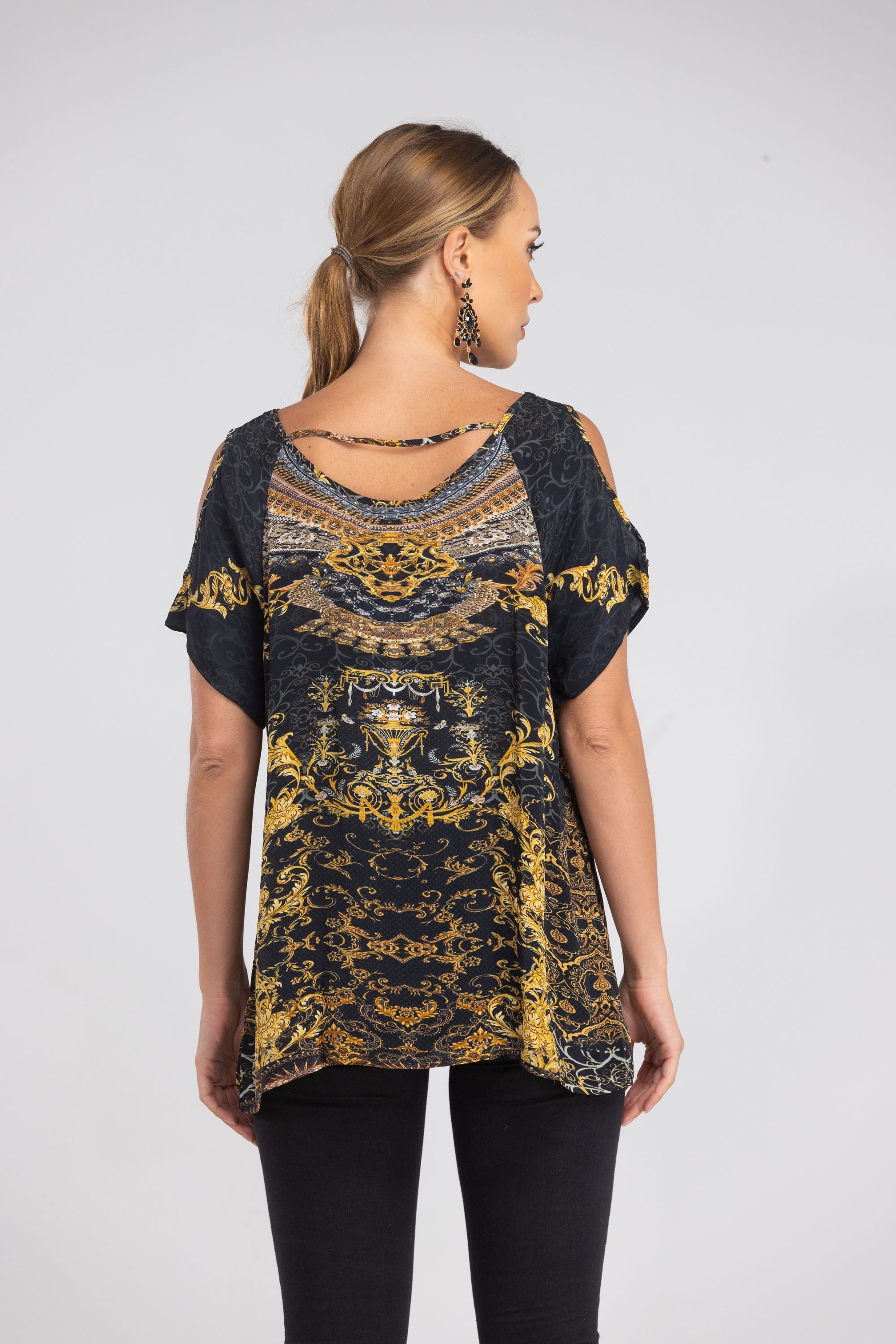 VALLETTA - COLD SHOULDER TOP - TheSwankStore