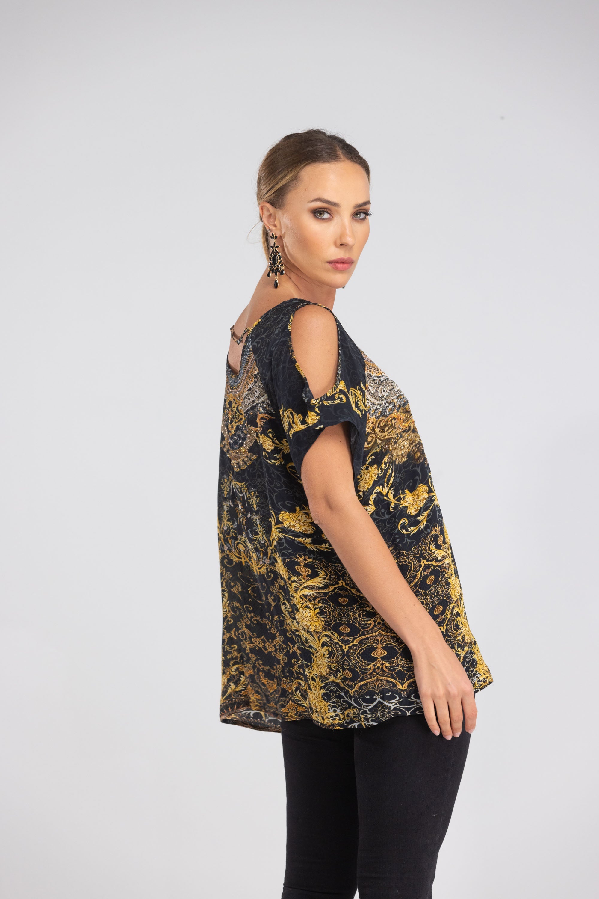 VALLETTA - COLD SHOULDER TOP - TheSwankStore