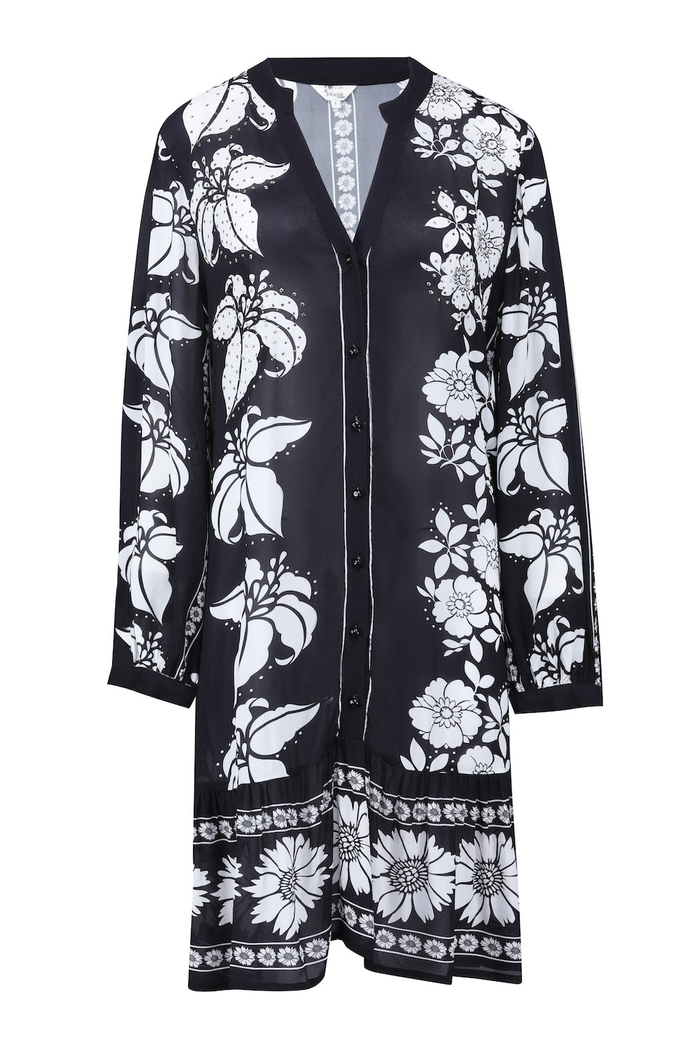 Black and White Avant Ava maxi dress in soft viscose fabric.