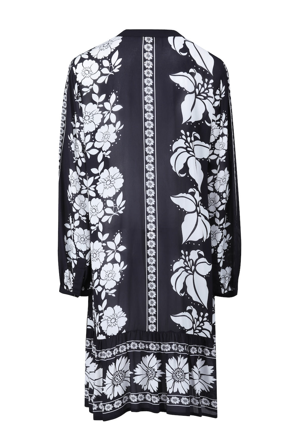 Black and White Avant Ava maxi dress in soft viscose fabric.