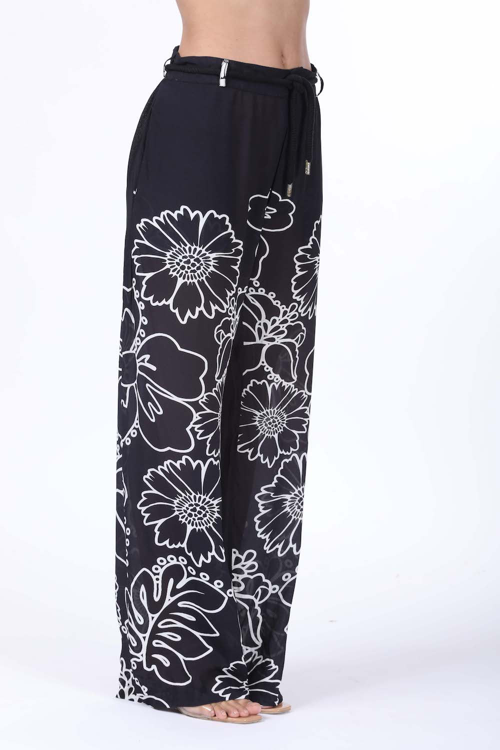 Side view of the black and white Avanti Lucy Pants (TheSwankStore) with Viscose Crepe fabric
