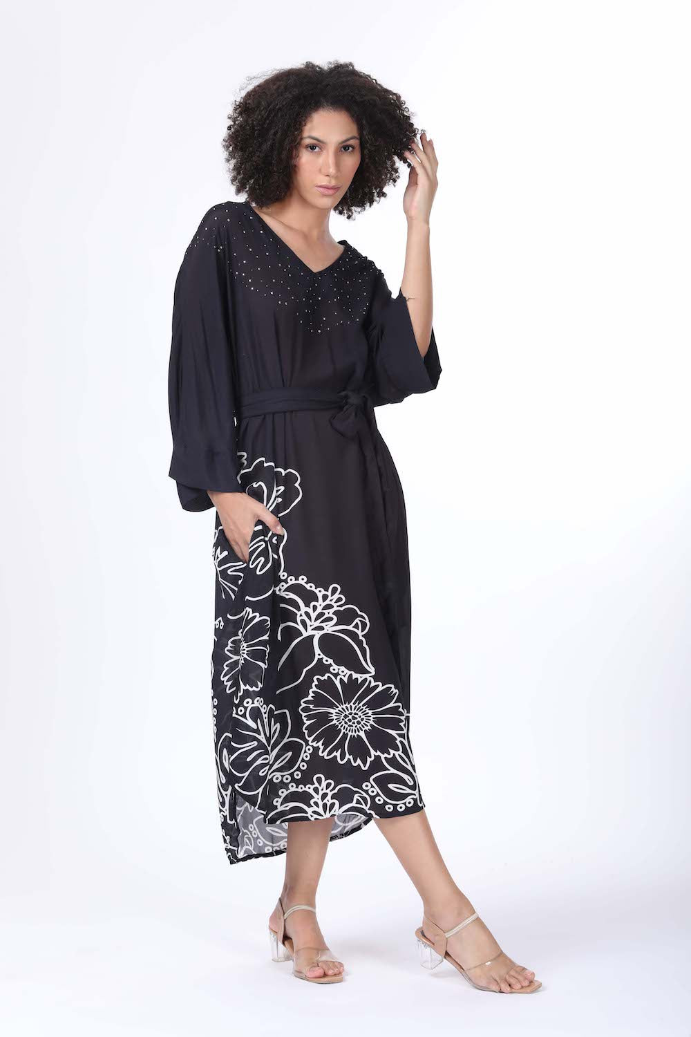 Front view of the black and white Avanti Midi Dress with Short Sleeve (TheSwankStore) Viscose Crepe fabric