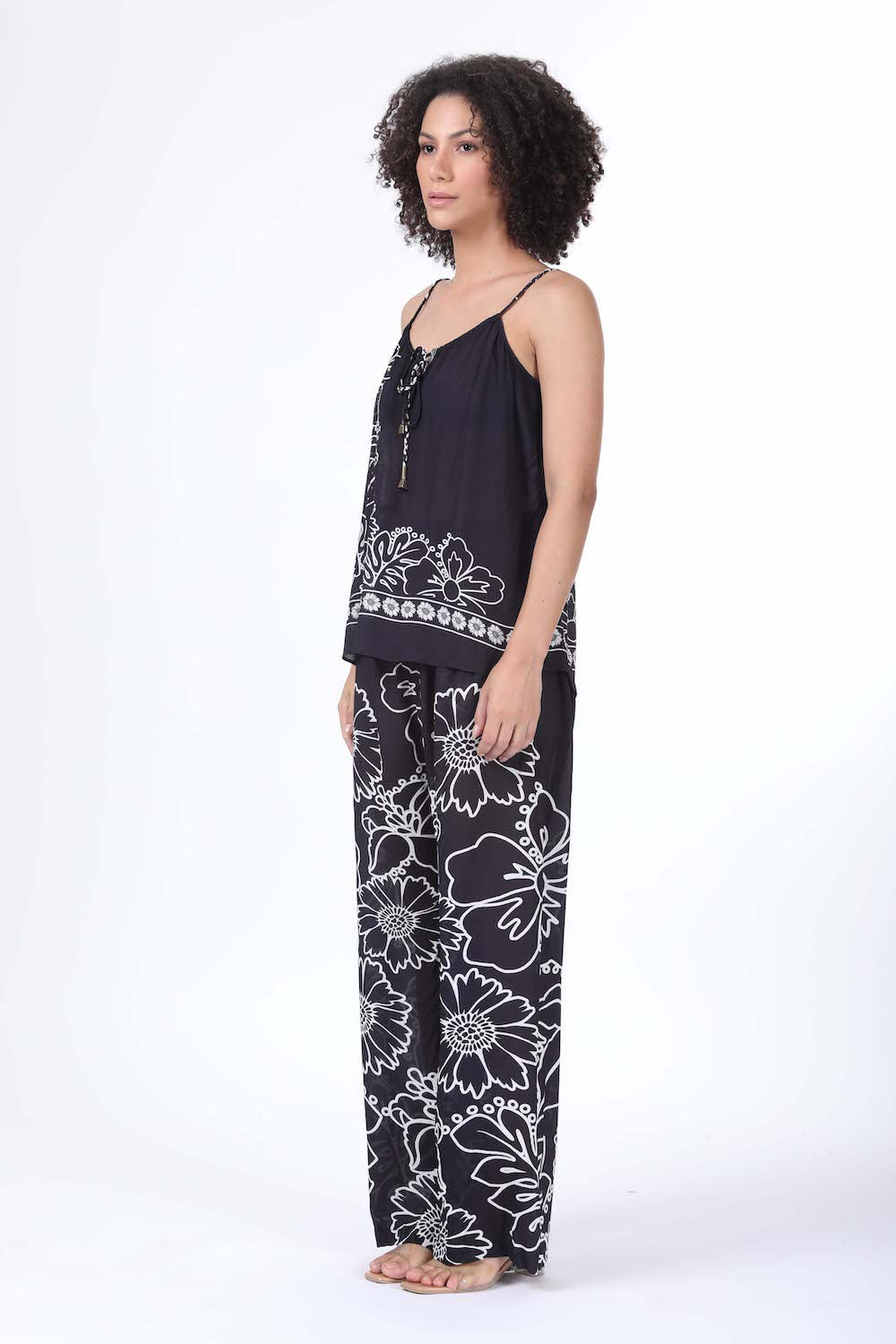 Side view of the black and white AVANTI - CAMI TOP | Lightweight and chic design with Viscose Fabric