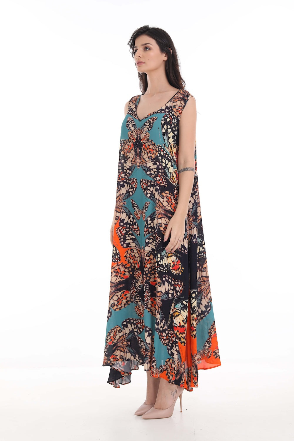 Side view of the Orange, White & Black Corasone Sleeveless Maxi Dress (TheSwankStore) Soft Viscose fabric