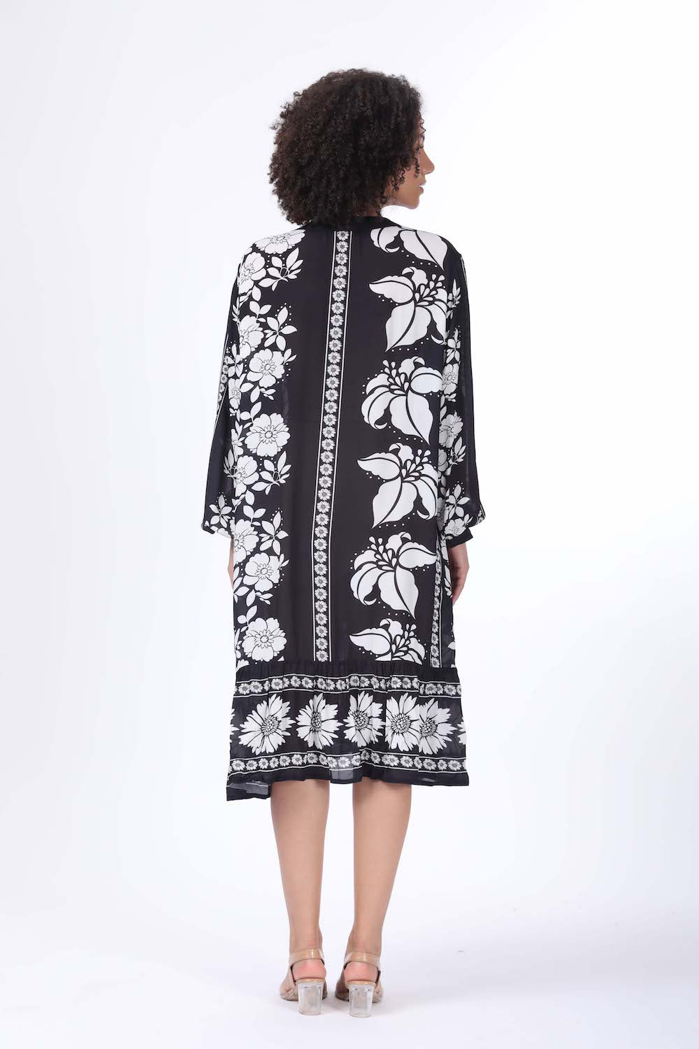 Back view of the black and white Avant Ava maxi dress in soft viscose fabric.