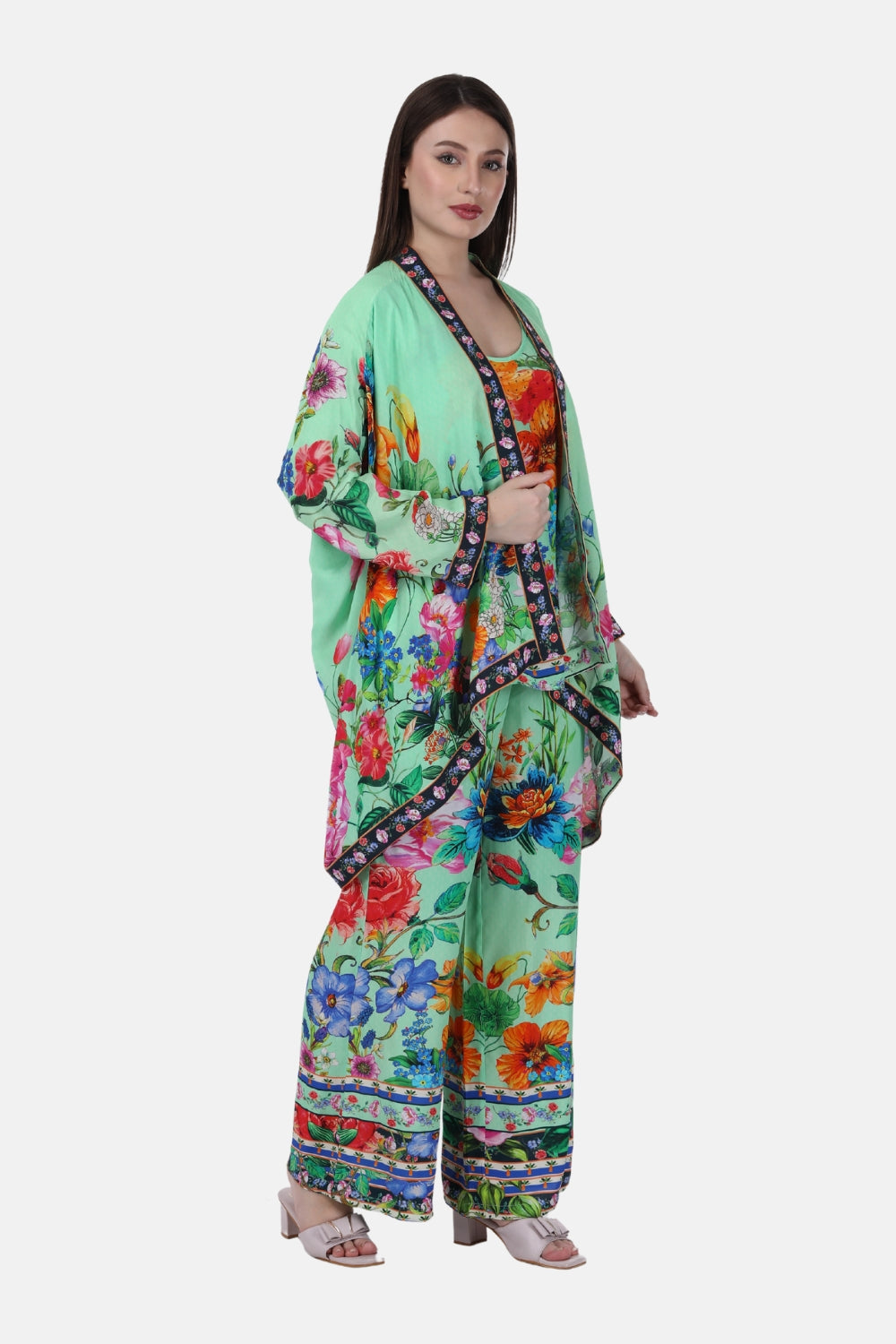 AMOUR GARDENIA - KIMONO SHORT SHRUG - TheSwankStore