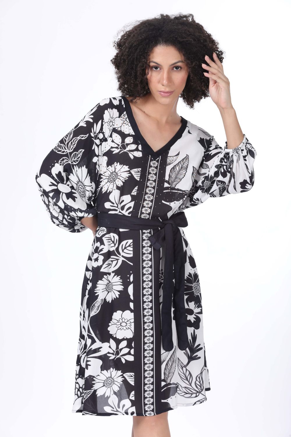 AVANTI SLIT - SLEEVE DRESS - TheSwankStore
