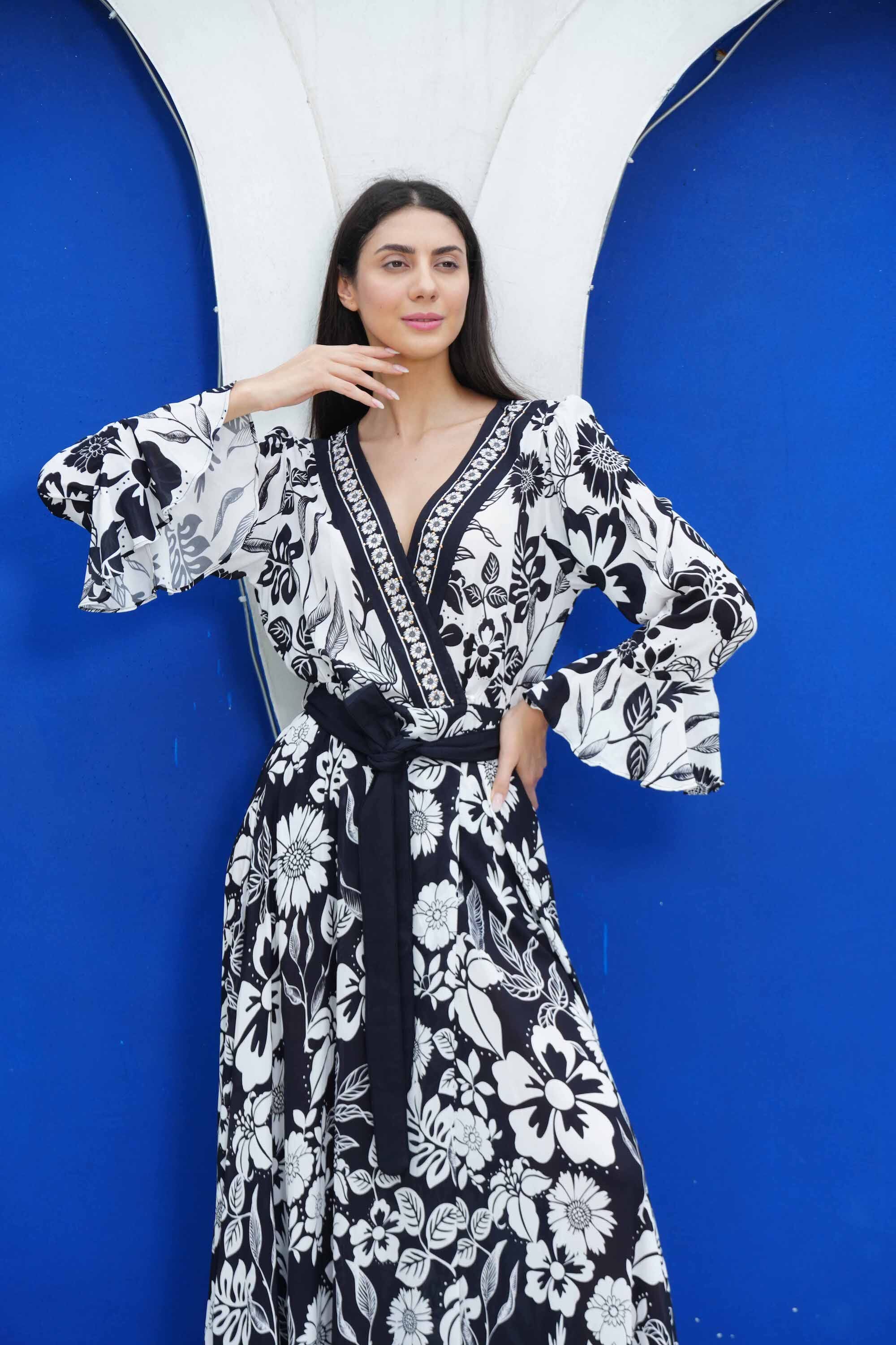 AVANTI - LUXE ROBE GOWN SHRUG TheSwankStore 