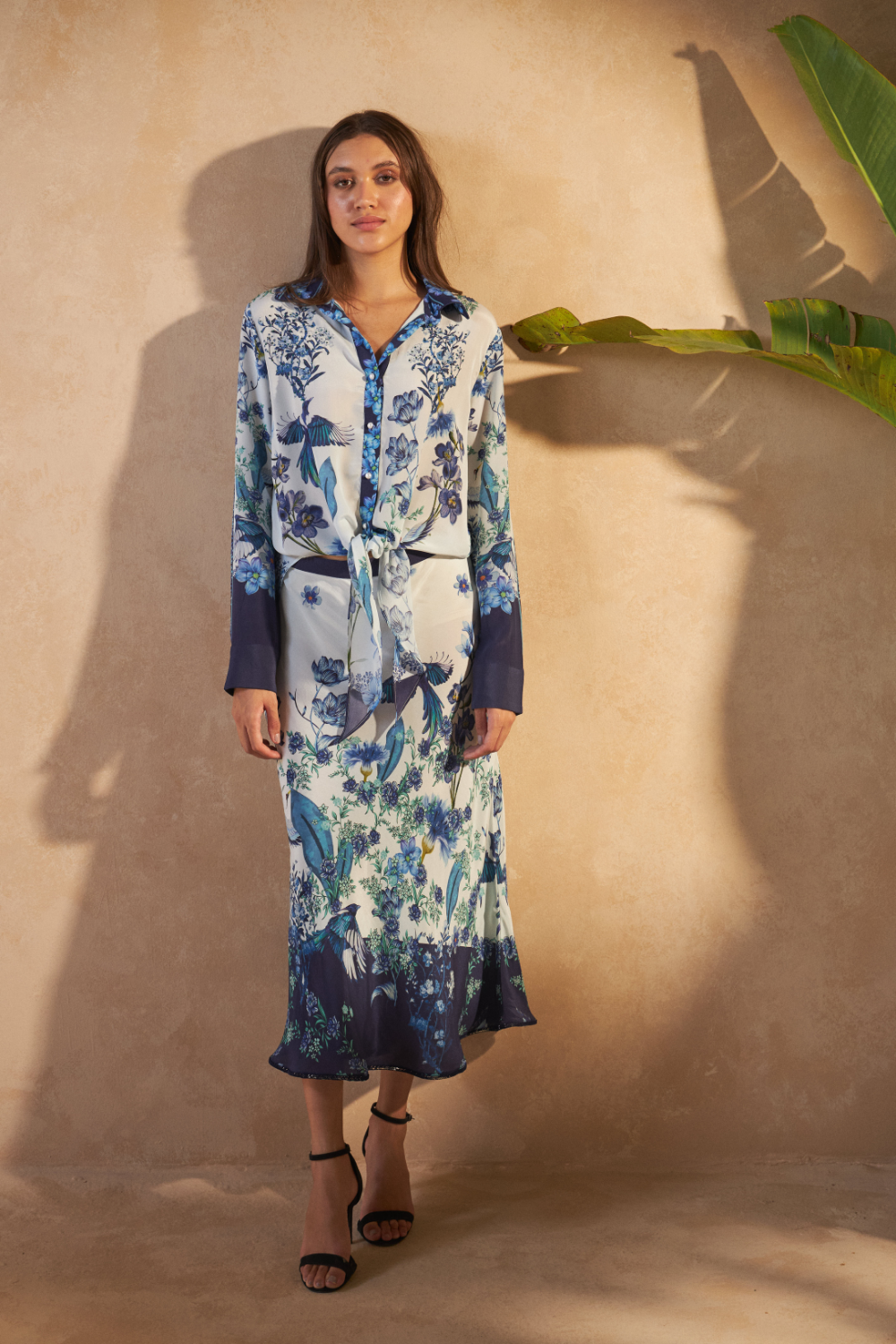FLOWER BLUE - LAMIUM TOP - TheSwankStore