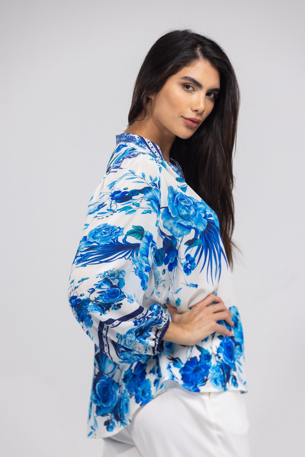 SYDNEY - V NECK TOP - TheSwankStore