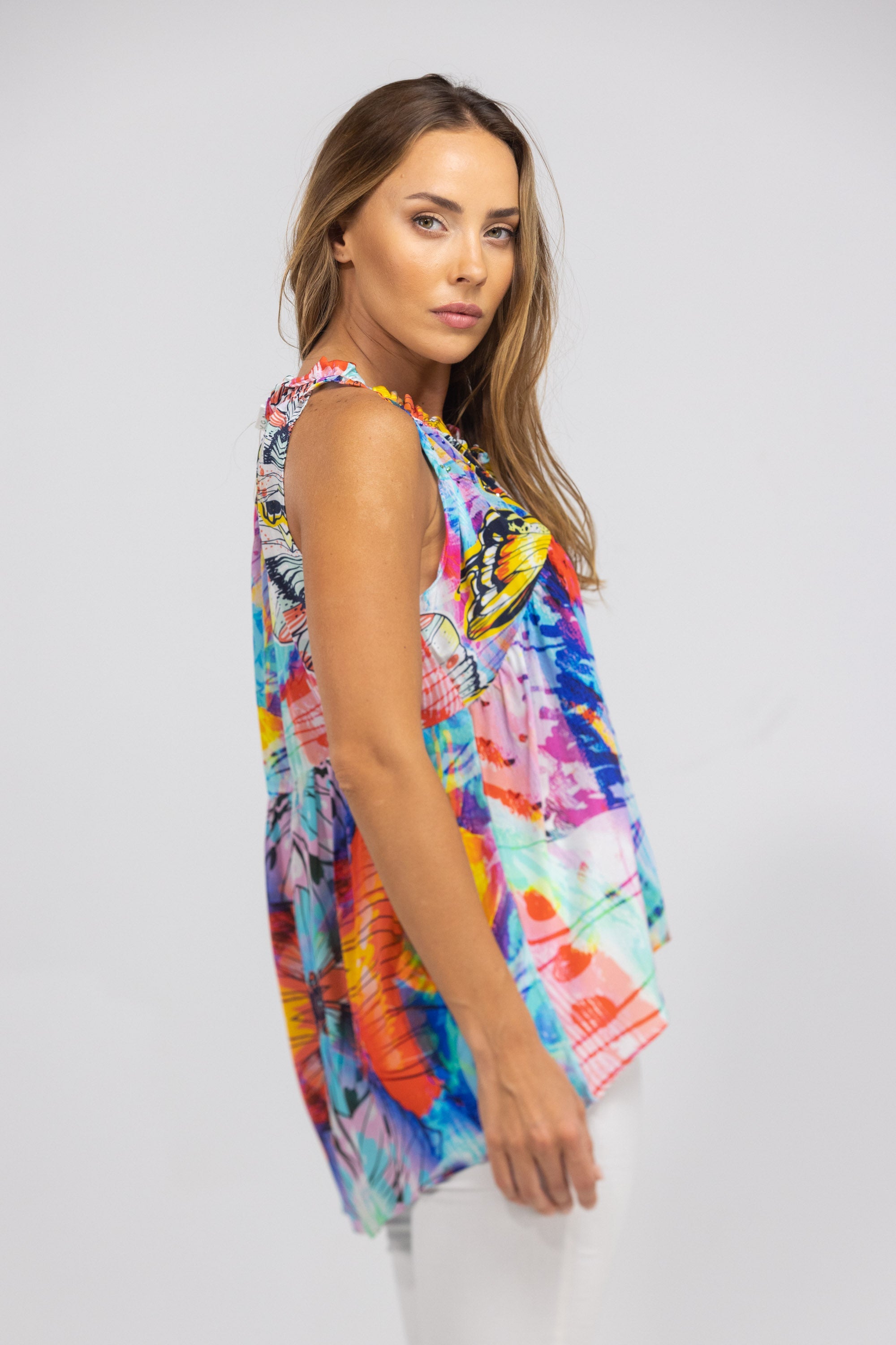 CANBERRA - FRILL ARMHOLE TOP