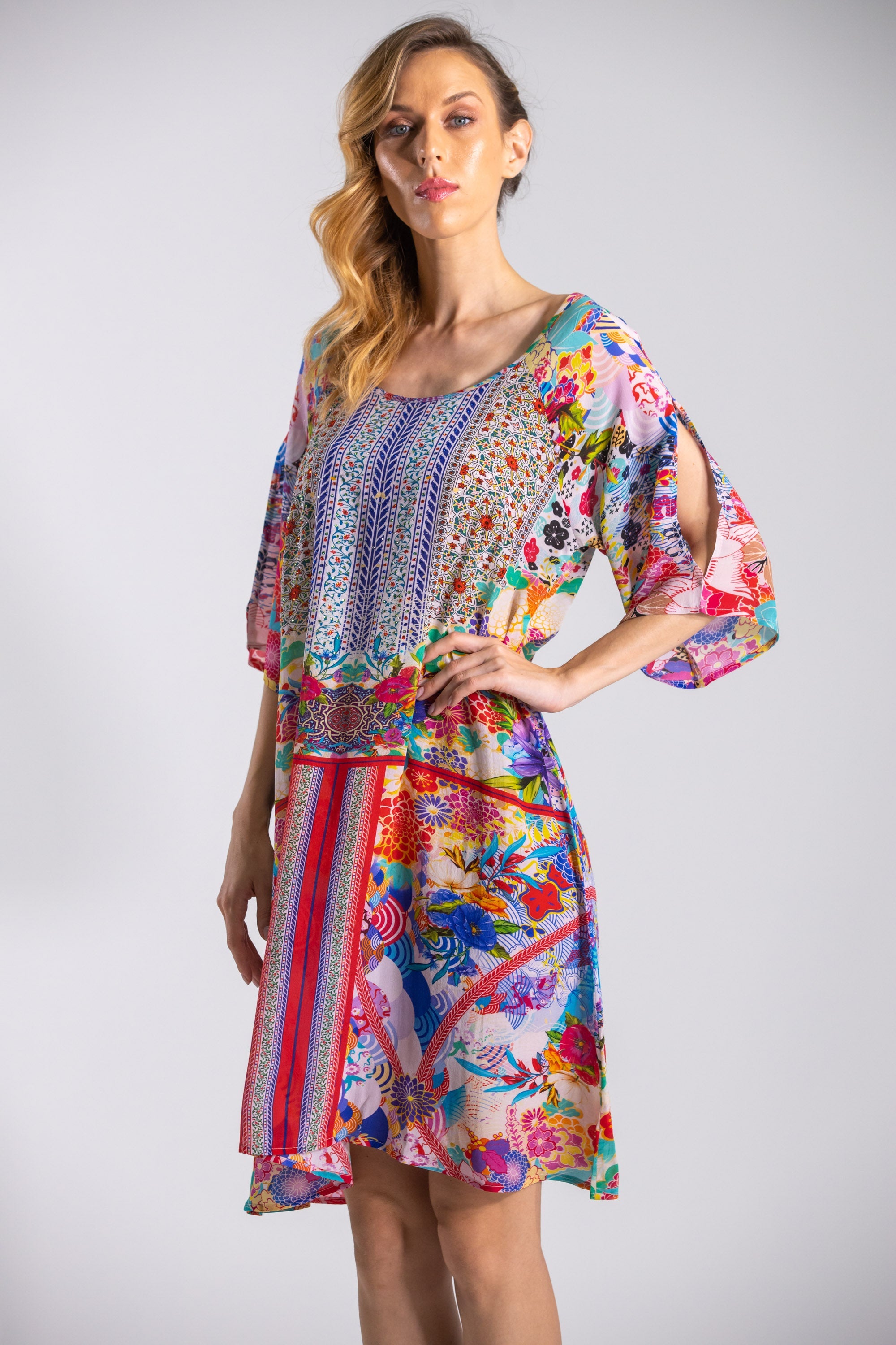 BOBOLI GARDENIA - SLIT SLEEVE DRESS