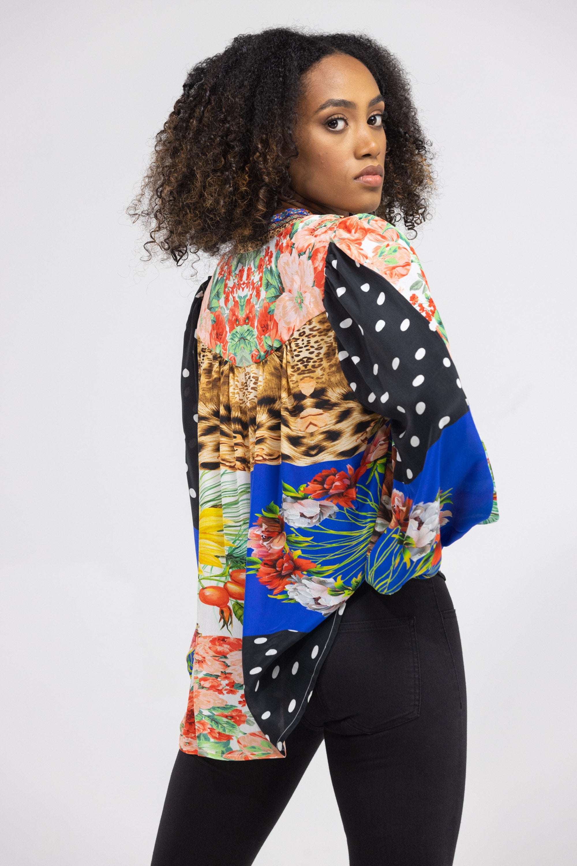 PERTH - V NECK TOP NEW 100% Silk (Size - M/L) - TheSwankStore