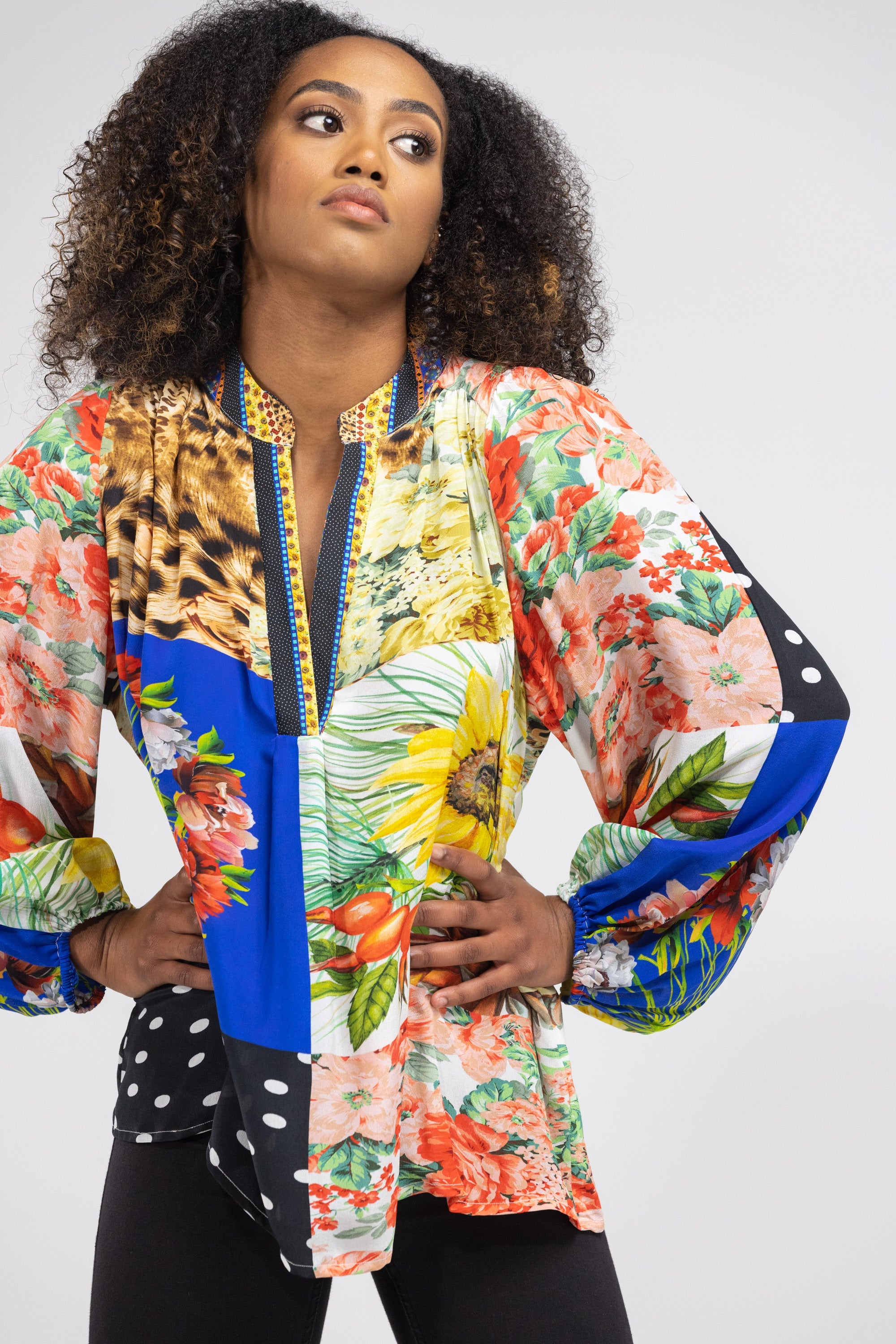 PERTH - V NECK TOP NEW 100% Silk (Size - M/L) - TheSwankStore