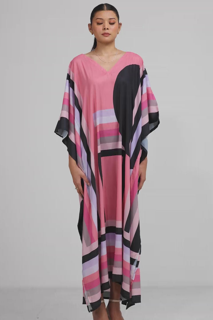 GEOMETRIC LINE - SAKURA - LONG KAFTAN (Size - M/L) - TheSwankStore