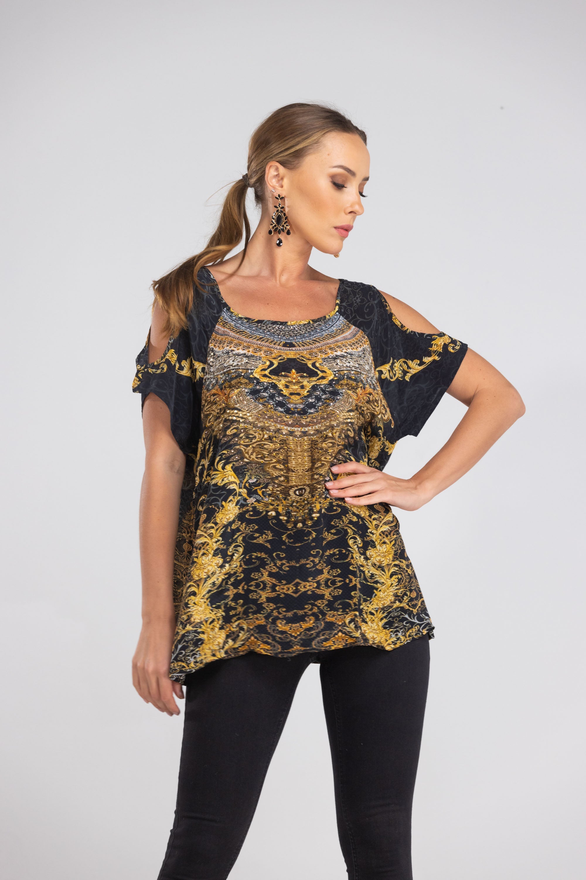 VALLETTA - COLD SHOULDER TOP - TheSwankStore