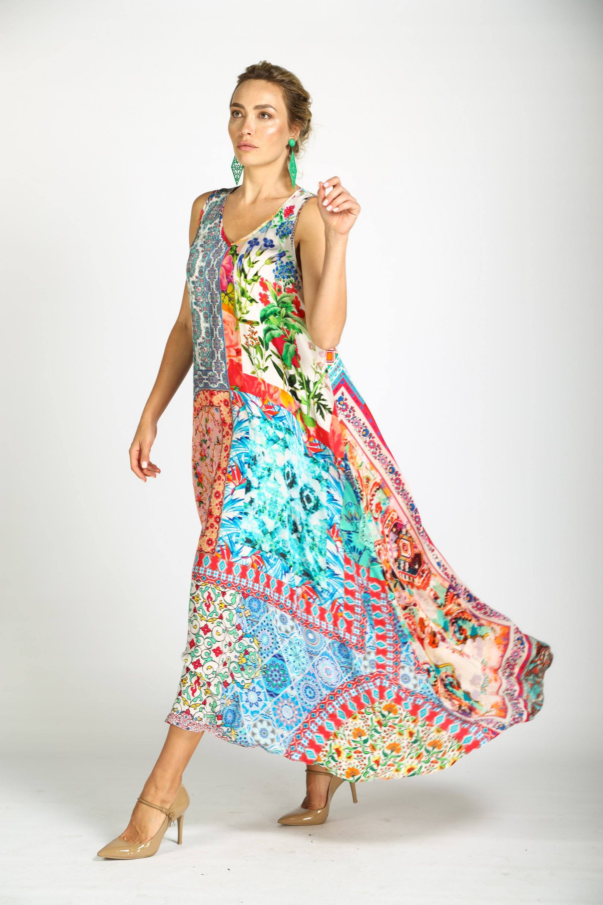 DAMASCUS - SLEEVELESS MAXI DRESS - TheSwankStore